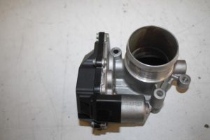 17830050 – 03L128063E – Gasklephuis