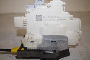 17806377 – 4G0839015B – Rear door lock mechanism 4-door, left