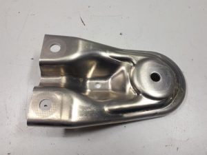 19777084 – 4F0399542A – Getriebe Halterung