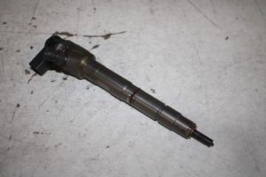 17825110 – 04L130277E – Verstuiver (diesel)