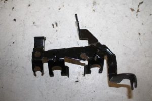 17825346 – 8W0611845S – Steun (diversen)