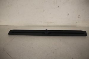 17815591 – 4M0861334BQBC – Rollo rechts