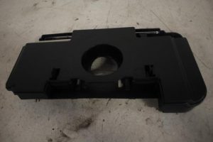 17823817 – 8T8813685 – Tool box