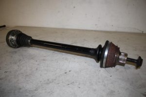17823227 – 8K0501203K – Antriebswelle links hinten