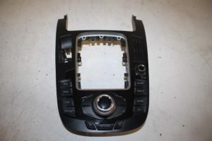 17830194 – 8T0919609WFX – Regelunit Multi Media