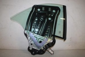 17816817 – 8F0839398C – Rear window mechanism 2-door, right