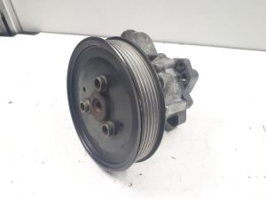 19056196 – 4F0145155A – Power steering pump