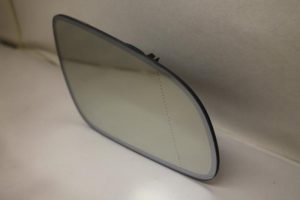 17800329 – 4E0857536M – Mirror glass, right