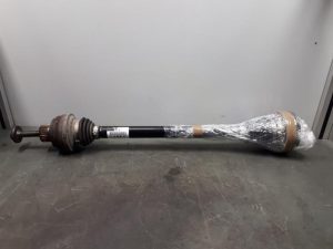 19761174 – 8R0501203C – Antriebswelle links hinten