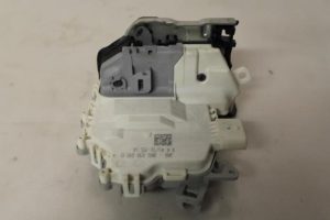 17794446 – 8K0839015D – Rear door lock mechanism 4-door, left