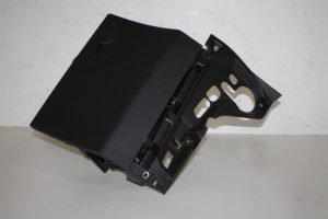 17817366 – 82C8570354PK – Handschuhfach