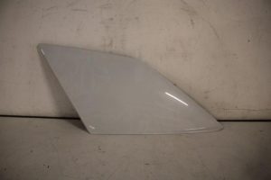 17829413 – 81A853377AS9R – C-stijl afdekkap links