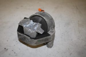 17831290 – 4G0199381KT – Engine mount