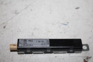 17816619 – 5K0035552A – Antenne Versterker