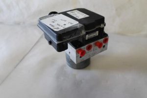 17793559 – 8K0614517GH – ABS pump