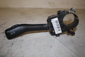 17824550 – 8L0953513G01C – Steering column stalk