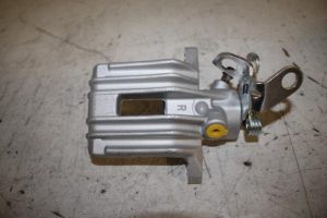 20437953 – 1K0615424D, 1K0615424Q – Bremszange rechts hinten