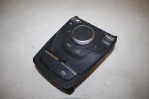 17820909 – 81C919614A – Regelunit Multi Media