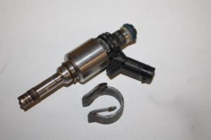 17825413 – 06H906036G – Injector (benzine injectie)