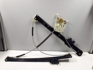 21589889 – 4M0837461A – Window mechanism 4-door, front left