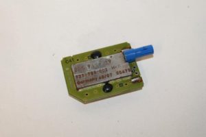 17790406 – 8E5919889 – GPS Antenne