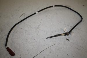 17811490 – 04L906088DA – Exhaust heat sensor