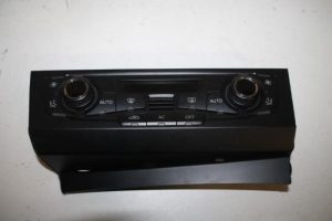 17802893 – 8T2820043AFXZF – Climatronic Panel