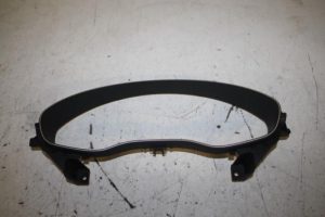 17814182 – 4G2857115A6PS – Kilometerteller sierlijst