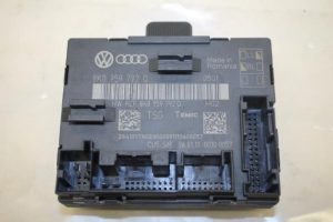 17799699 – 8K0959792Q – Centrale Deurvergrendelings Module