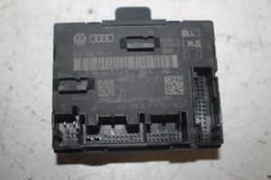 17809434 – 4G8959793H – Centrale Deurvergrendelings Module