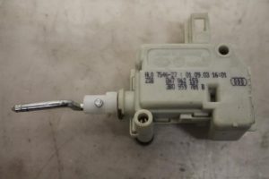 17796755 – 8N7862159 – Tankklep Vergrendelingsmotor