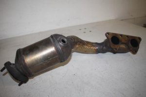 17806794 – 07L253019H – Exhaust manifold + catalyst