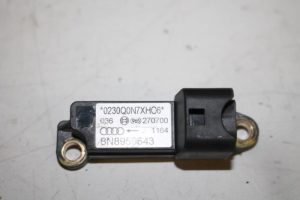 17826950 – 8N8959643 – Airbag Sensor