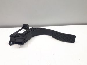 20953827 – 8W1723523A – Accelerator pedal