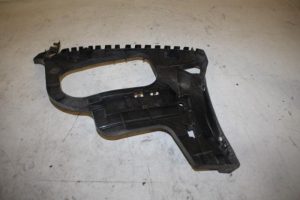 17822704 – 8Y5807378 – Bumpersteun rechts-achter