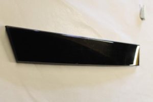 17786873 – 4L0853378Y9B – C-stijl afdekkap rechts