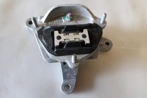 17793144 – 8K0399115BS – Getriebe Halterung