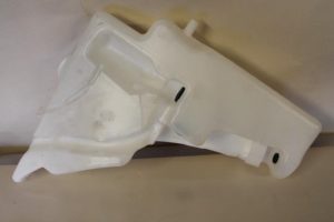17791776 – 8T0955453C – Front windscreen washer reservoir