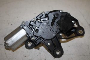 17816564 – 1T0955711 – Rear wiper motor