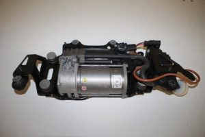 17802248 – 4H0616005C – Luftpumpe (Federung)