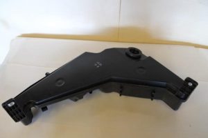 17792372 – 8R0955453B – Front windscreen washer reservoir