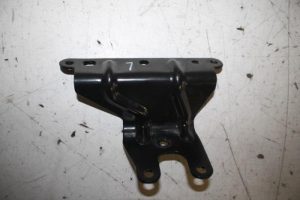 17815704 – 8W0616839 – Steun (diversen)