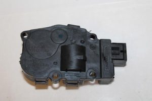 17792626 – 8R0820504A – Kachelklep Motor