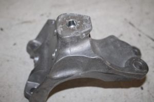 17807194 – 4H0199307AK – Motorsteun