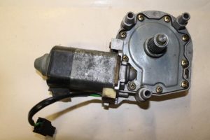 17787028 – 4A0959801A – Raammotor Portier