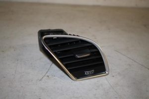 17822330 – 8T1820902GWVF – Luchtrooster Dashboard