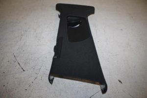 17808002 – 4F0867243A1MB – Stijl midden-links