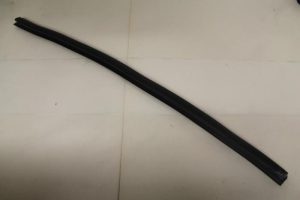 17794857 – 8R0839479B – Türleiste