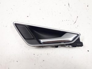 18964356 – 81A837020C4PK – Portiergreep 4Deurs rechts-voor