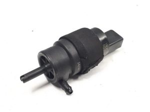 20524776 – 8K5955647 – Scheibensprüherpumpe vorne